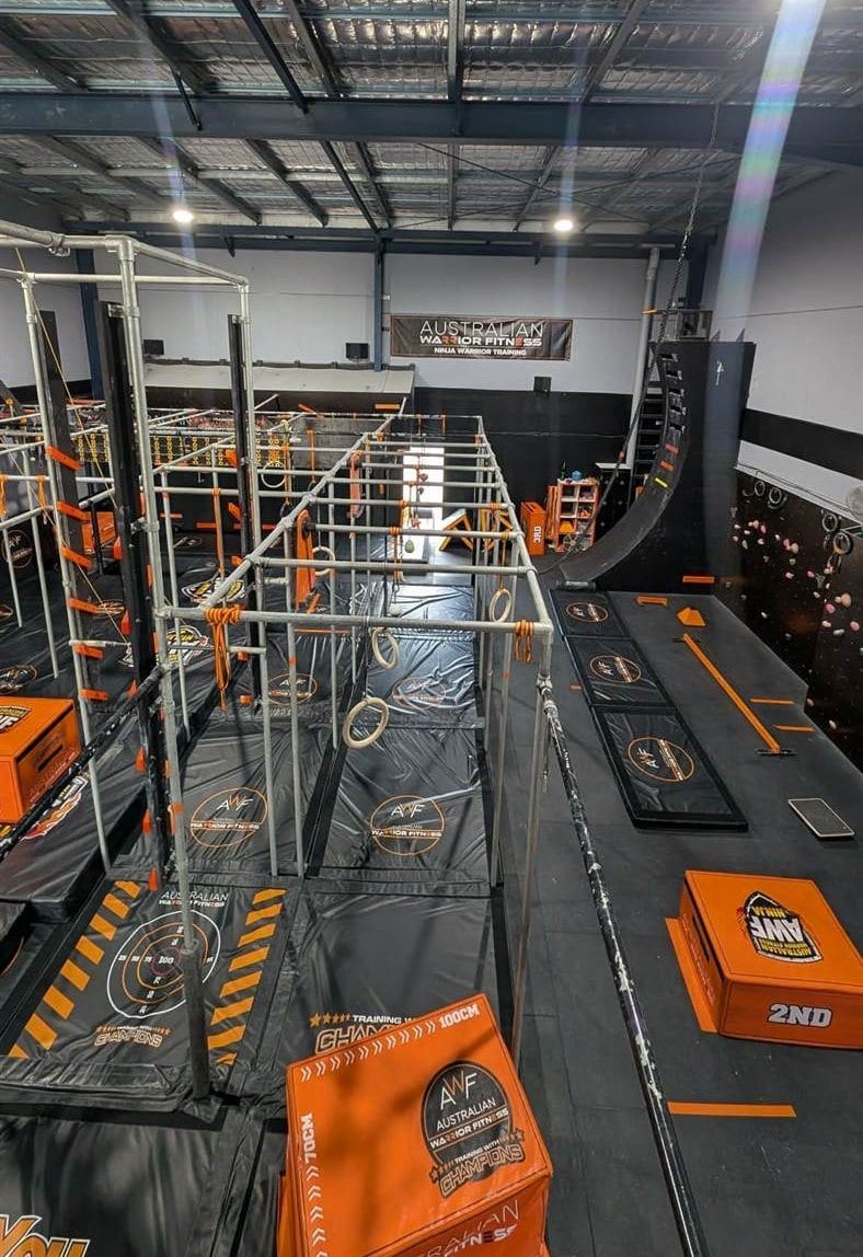 AWF obstacle course and warped wall
